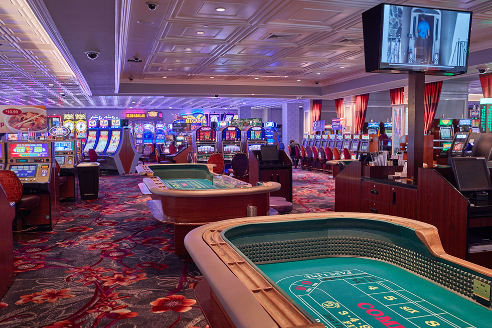 California hotel and casino slot machines