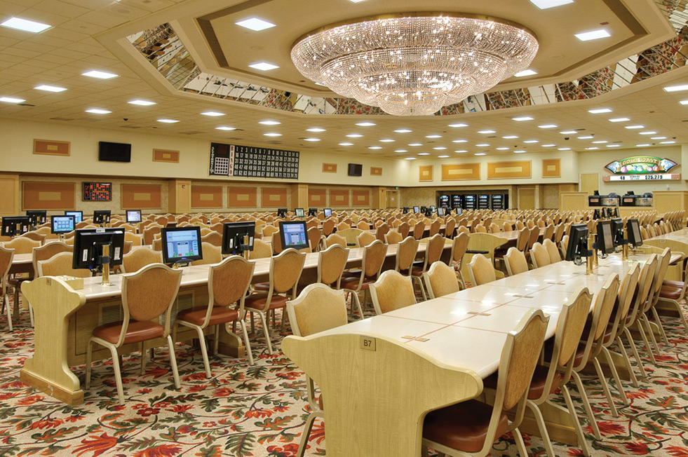 The Largest Bingo Room in Nevada - Gold Coast Casino