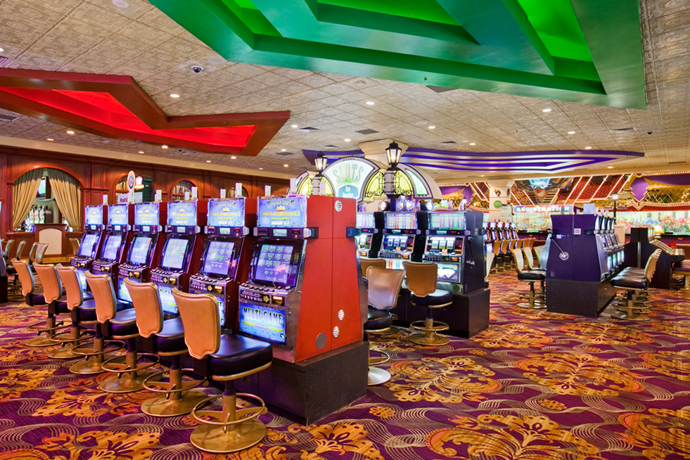 The Orleans Hotel Casino   TO Play Casino Floor Slots 705428 Full 