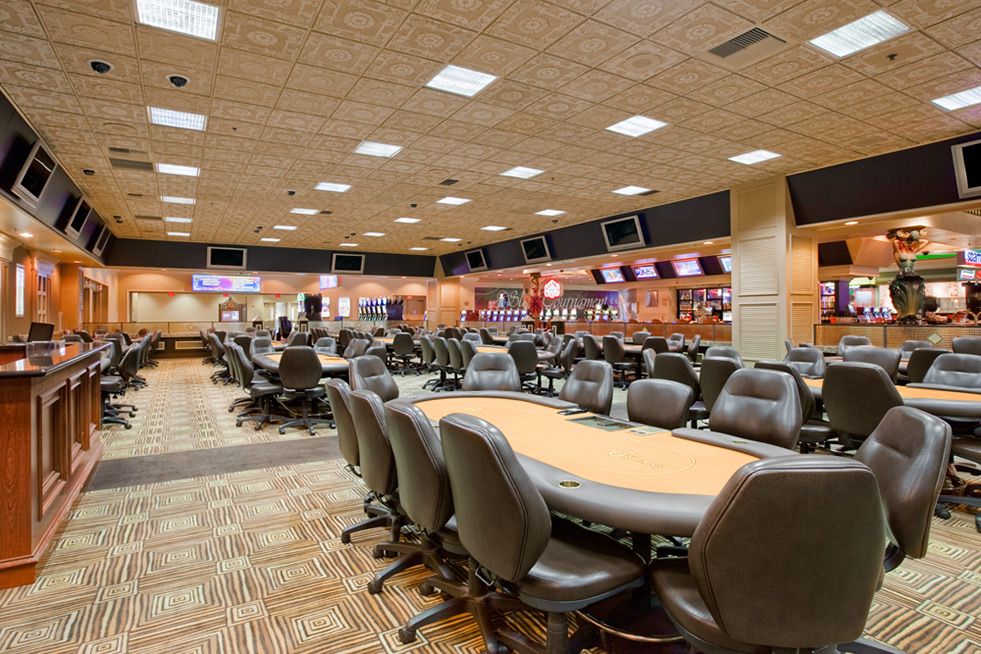 Golden moon poker room