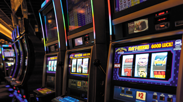 warroad casino Slot Machine